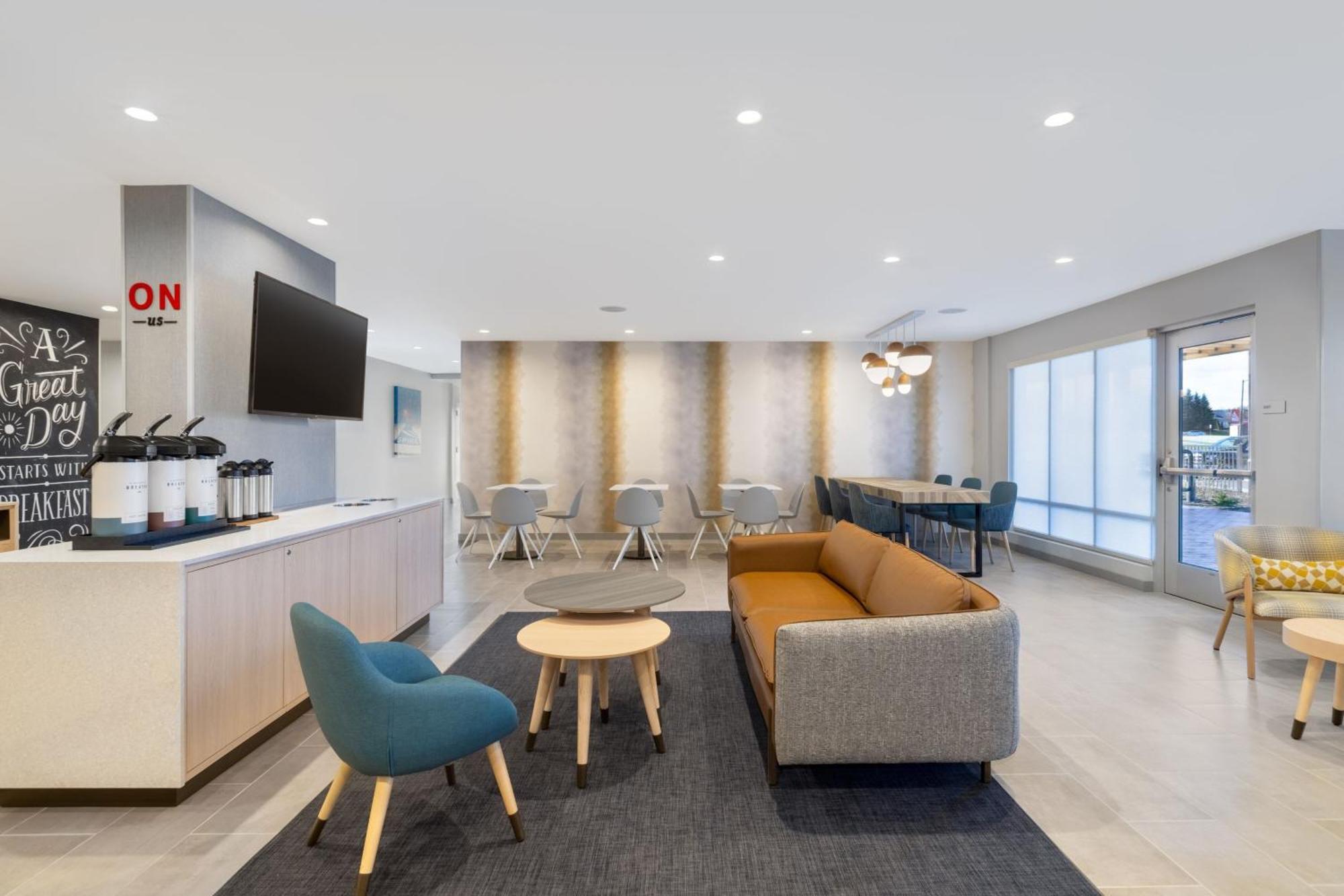 Towneplace Suites By Marriott Geneva At Spire Academy Екстериор снимка