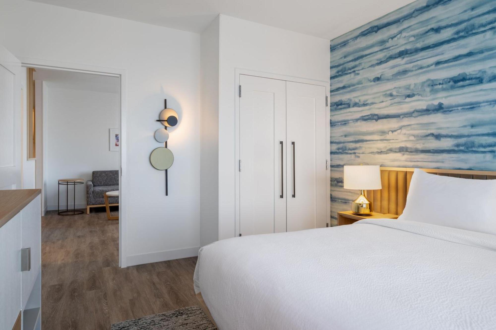 Towneplace Suites By Marriott Geneva At Spire Academy Екстериор снимка