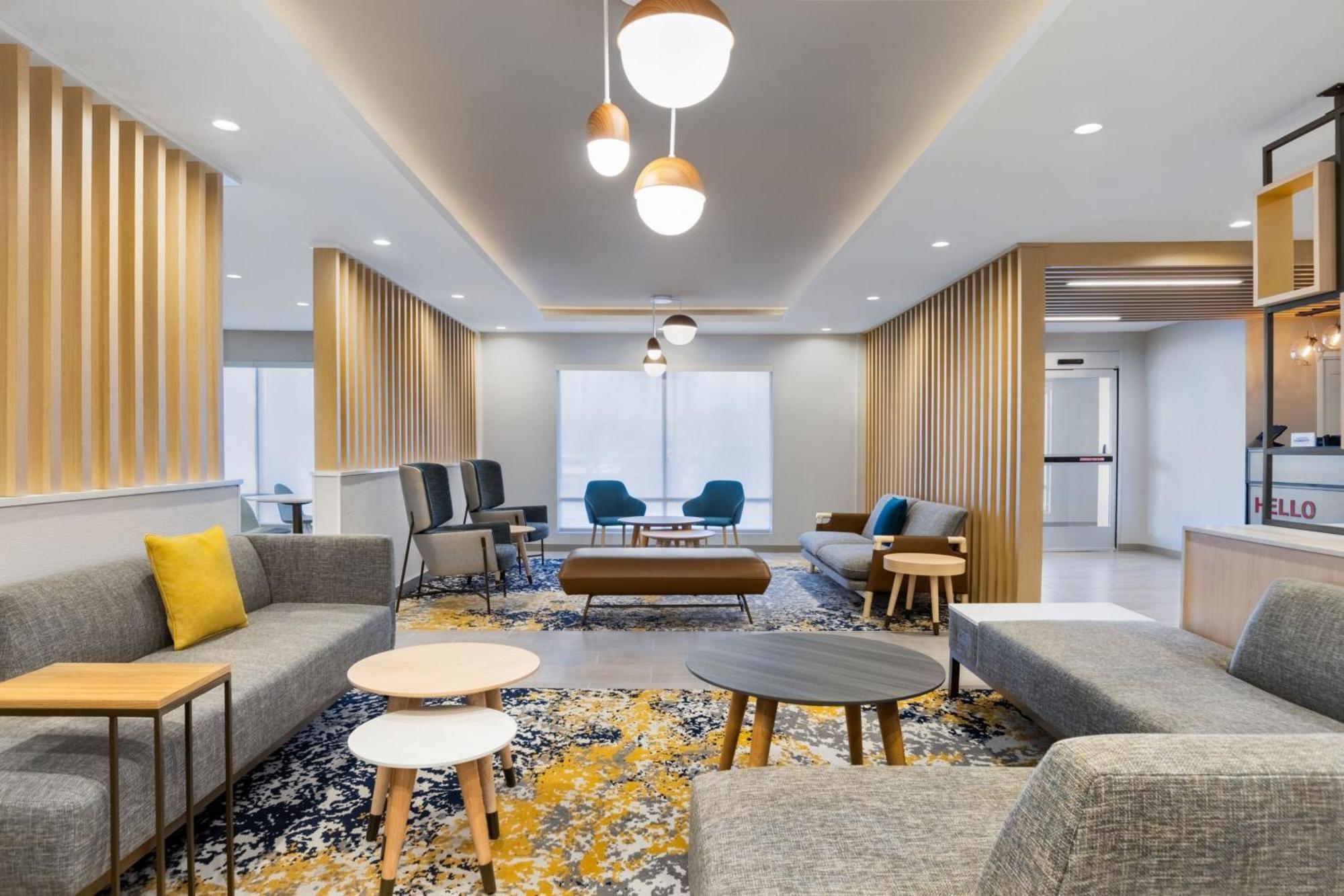 Towneplace Suites By Marriott Geneva At Spire Academy Екстериор снимка